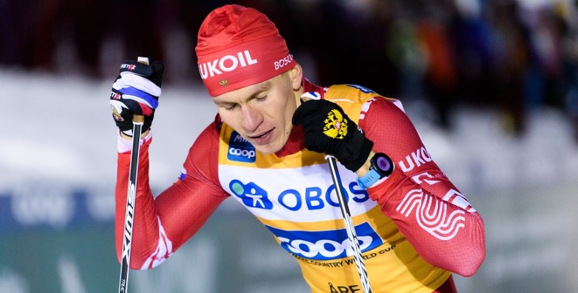 Большунов совершил падение на "Ски Туре" - лыжник заявил о появившейся злости после события
